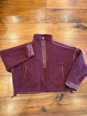 FP Movement Mountain High Shine 1/2 zip fleece pullover. Burgundy, fabulous!